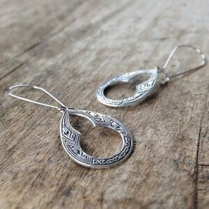 Antique Silver Keyhole Boho Earrings - 20mm Diameter